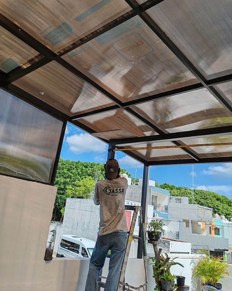 Instalación de pérgola — Grupo Jassa